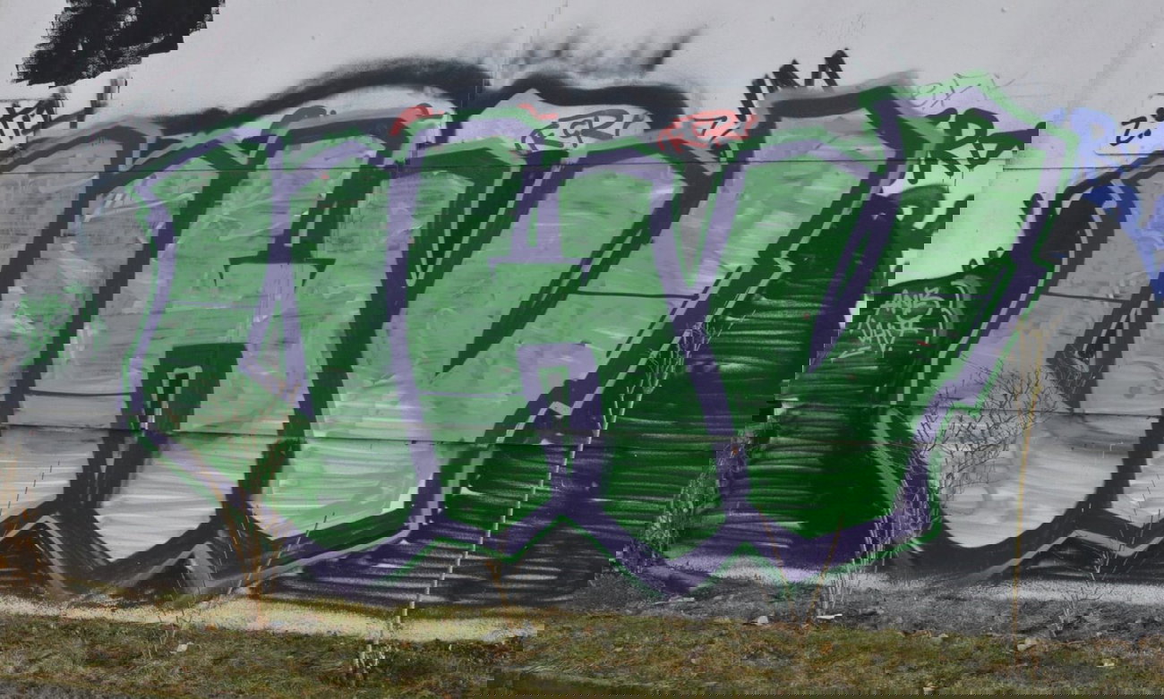 Graffiti Bombing in Berlin - Photo by DerDieDas - Uhv