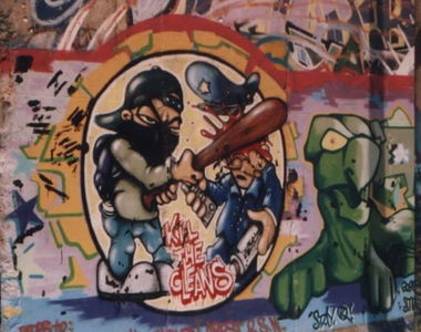 Graffiti Wall in Berlin - Photo by DerDieDas - Kill, the, Cleans