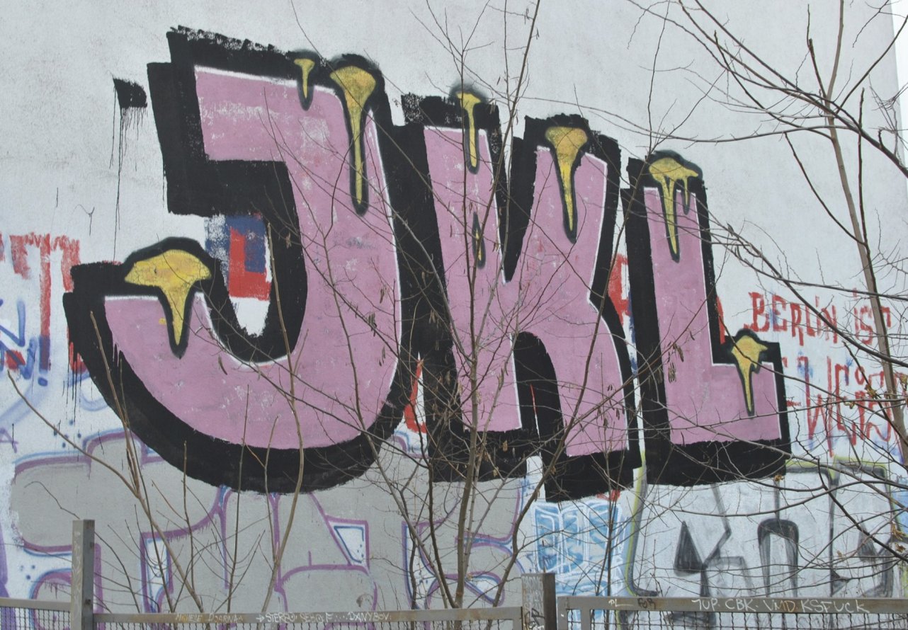Graffiti Bombing in Berlin - Photo by DerDieDas - Jkl