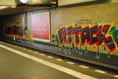 Graffiti Bombing in Berlin - Photo by DerDieDas - Cannibals, Attack (2014)