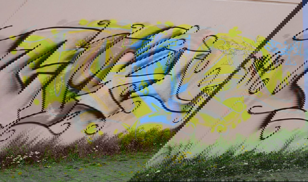 Graffiti Bombing in Berlin - Photo by DerDieDas - Cmk