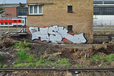 Graffiti Bombing in Berlin - Photo by DerDieDas - Hsk (2012)