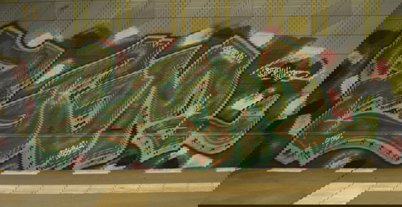 Graffiti Bombing in Berlin - Photo by DerDieDas - Zgm (2014)