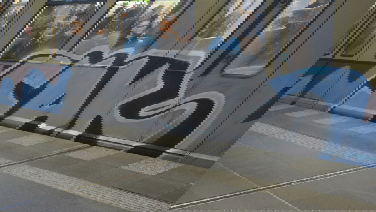 Graffiti Train in Berlin - Photo by DerDieDas - Sak