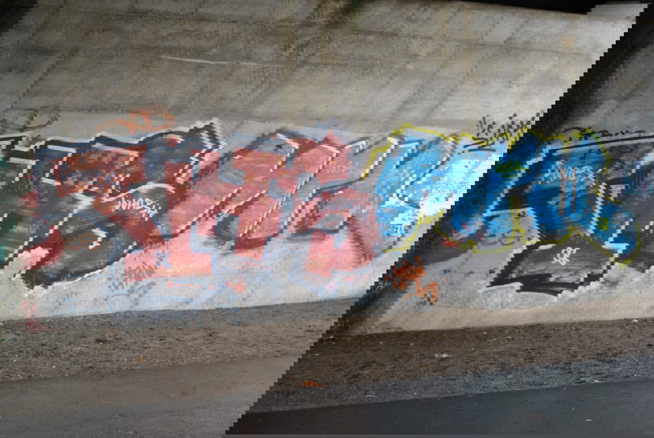 Graffiti Bombing in Berlin - Photo by DerDieDas - Vhs, Mrk (2008)