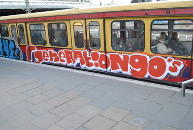 Graffiti Train in Berlin - Photo by DerDieDas - Generation90´s