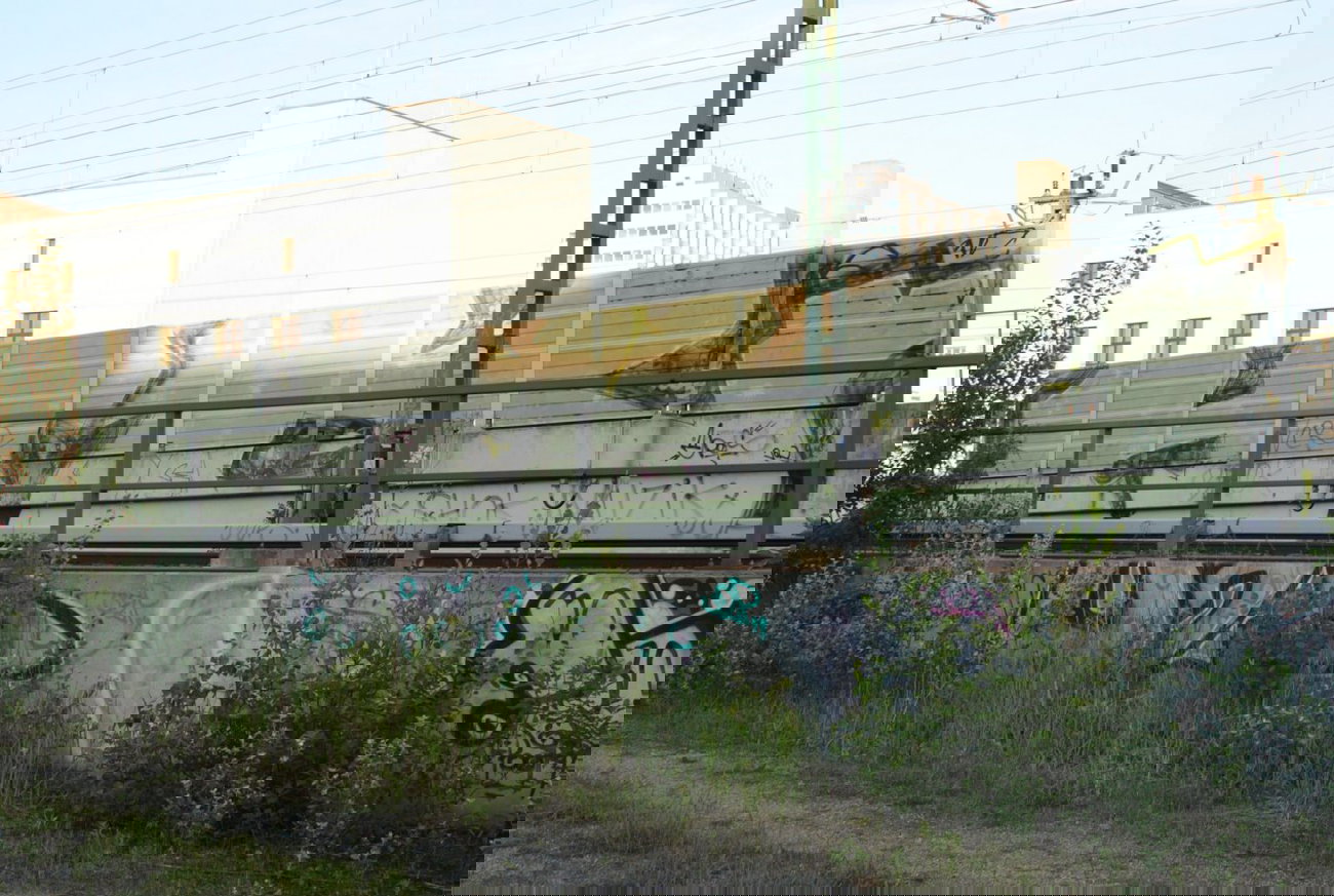 Graffiti Bombing in Berlin - Photo by DerDieDas - Hk, U2P