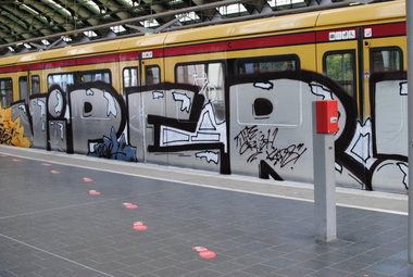 Graffiti Train in Berlin - Photo by DerDieDas - Viper (2014)