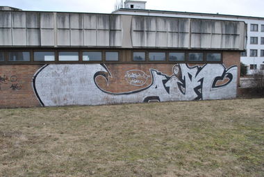 Graffiti Bombing in Berlin - Photo by DerDieDas - Air