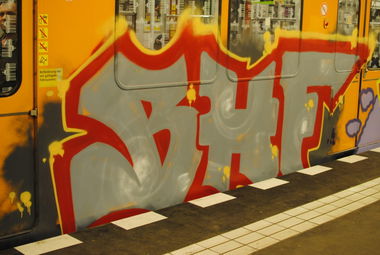 Graffiti Train in Berlin - Photo by DerDieDas - Bhf (2015)