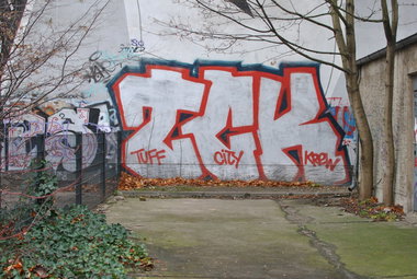 Graffiti Bombing in Berlin - Photo by DerDieDas - Tck
