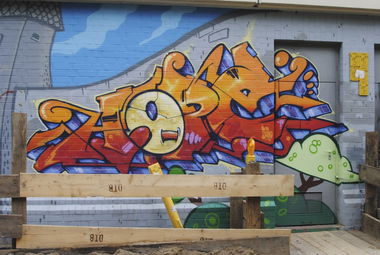 Graffiti Wall in Berlin - Photo by DerDieDas - Hope