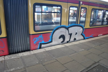 Graffiti Train in Berlin - Photo by DerDieDas - Qb (2011)