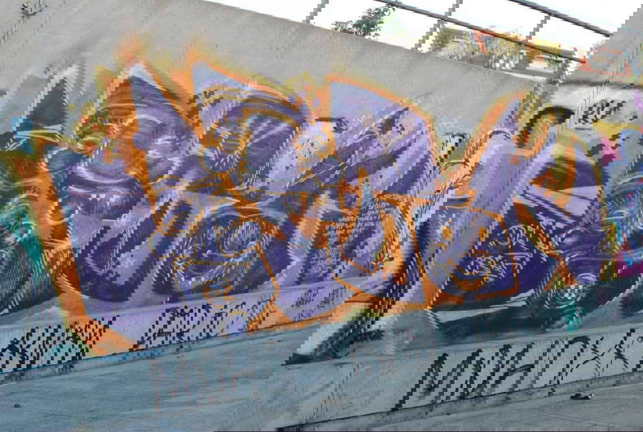 Graffiti Bombing in Berlin - Photo by DerDieDas - Derk