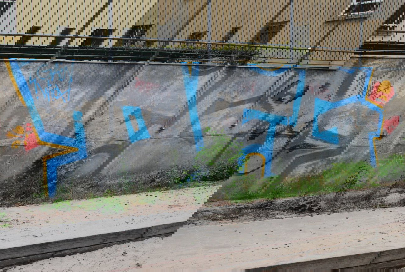 Graffiti Bombing in Berlin - Photo by DerDieDas - Dfg