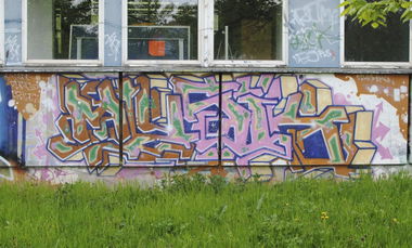 Graffiti Bombing in Berlin - Photo by DerDieDas - Musik