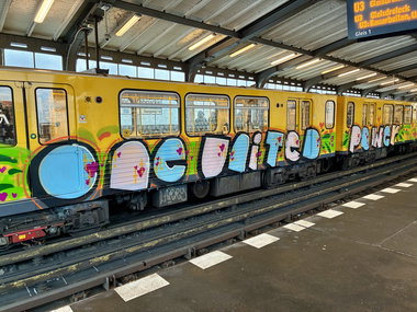 Graffiti Train in Berlin - Photo by DerDieDas - 1UP, Oneup, Oneunitedpower (2026)