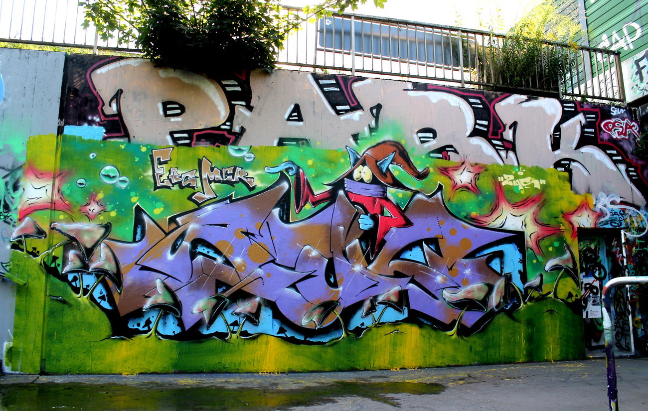 Graffiti Wall - Photo by DerGeist