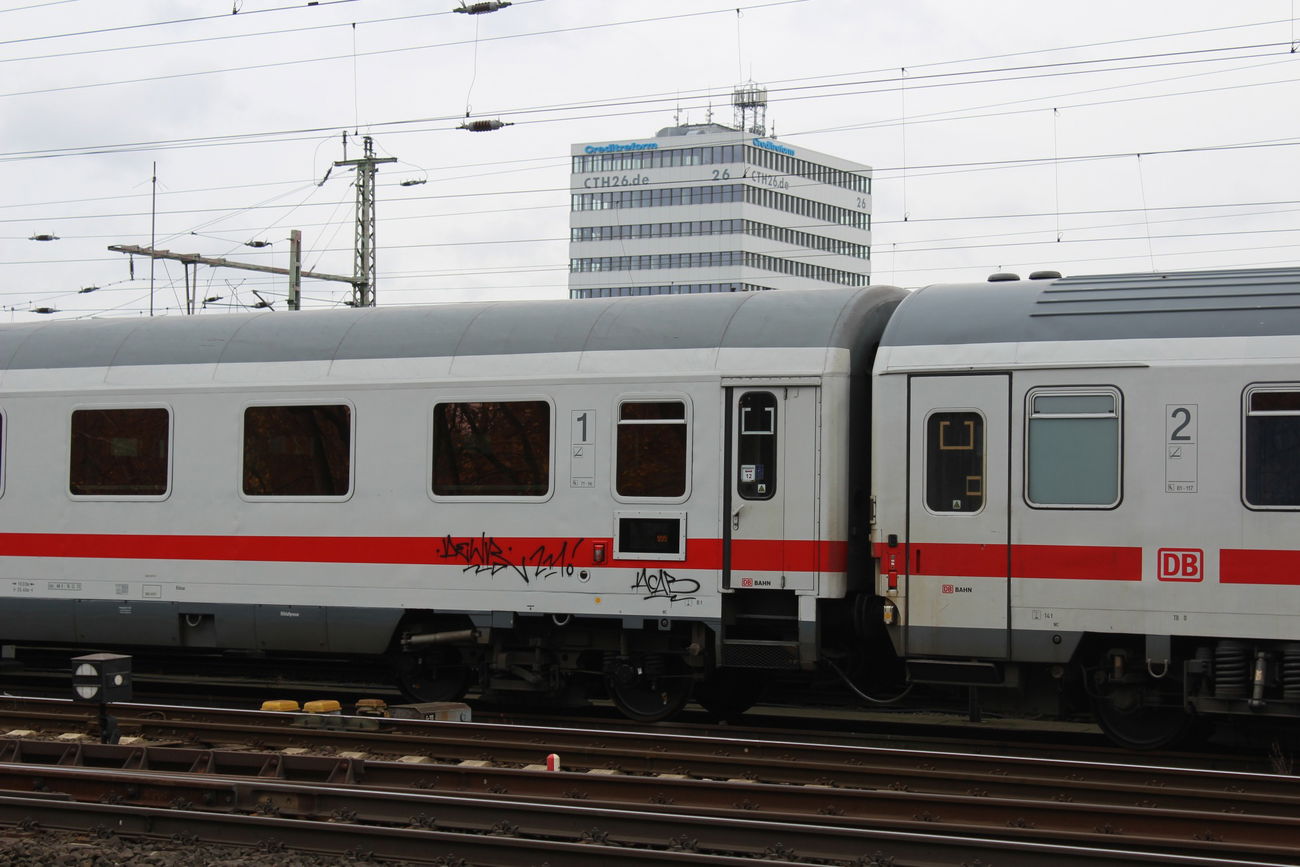 Graffiti Train - Photo by DerHartzer