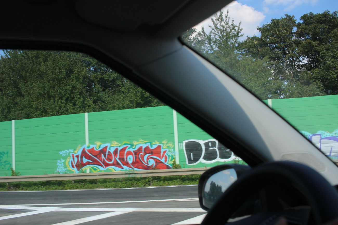 Graffiti Bombing - Photo by DerHartzer