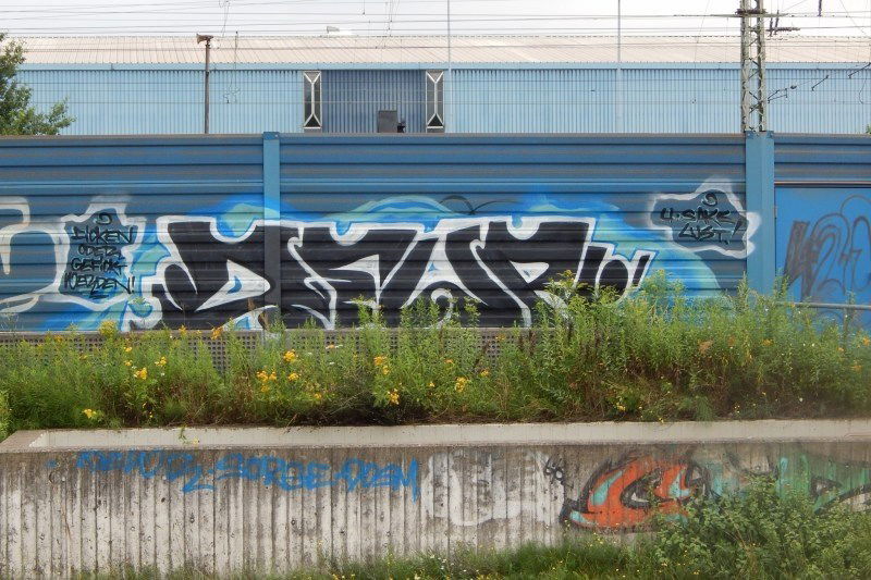 Graffiti Photo by DerHartzer