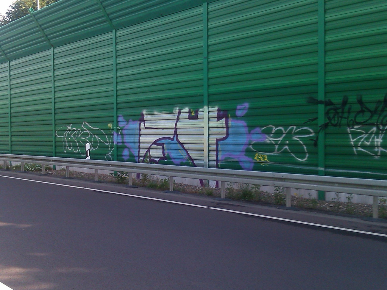 Graffiti Wall - Photo by DerKoeter - 24, 24er, crew