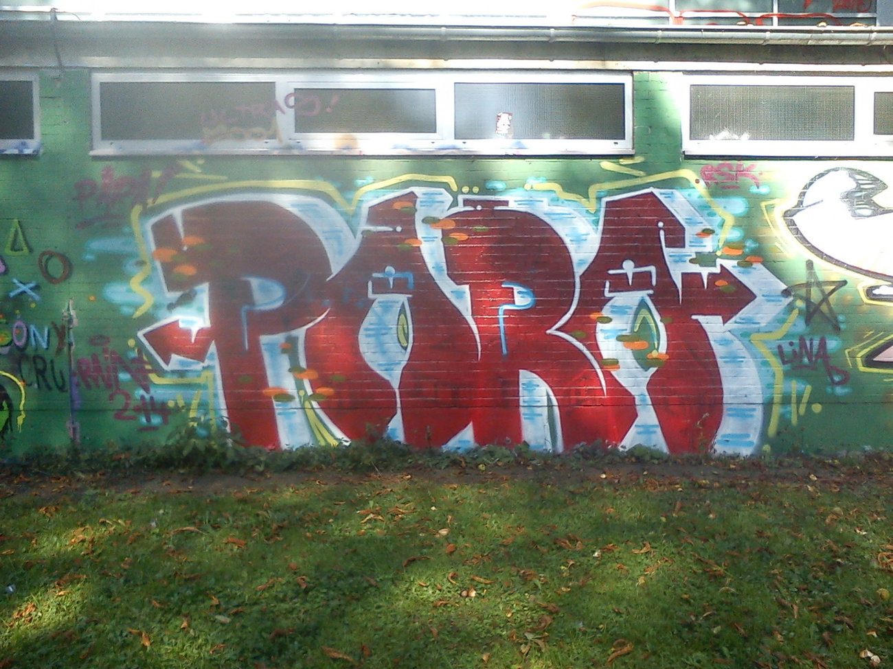 Graffiti Wall - Photo by DerKoeter - para, haupthall, schöningen (2014)