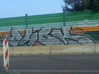 Graffiti Wall - Photo by DerKoeter - oo, ohoh, crew