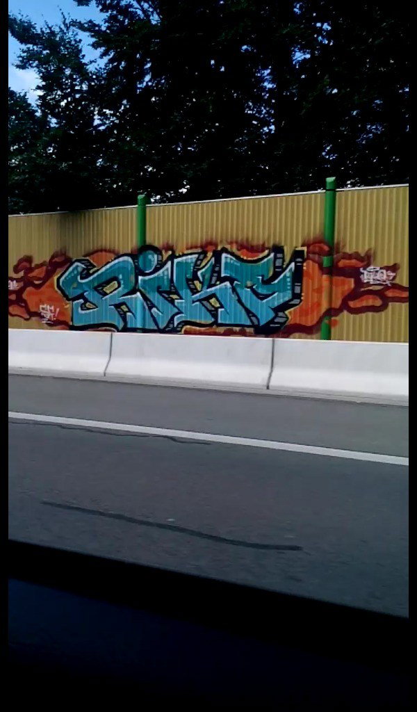 Graffiti Wall - Photo by DerKoeter