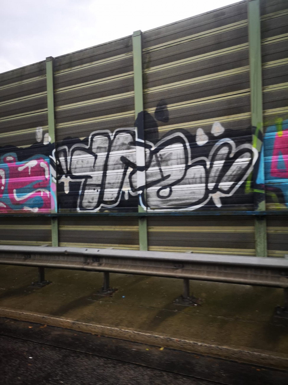 Graffiti Wall - Photo by DerKoeter