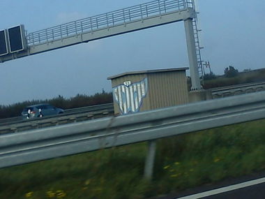 Graffiti Bombing - Photo by DerKoeter - oo, ohoh, crew