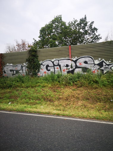 Graffiti Wall - Photo by DerKoeter