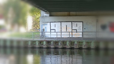 Graffiti Wall - Photo by DerKoeter