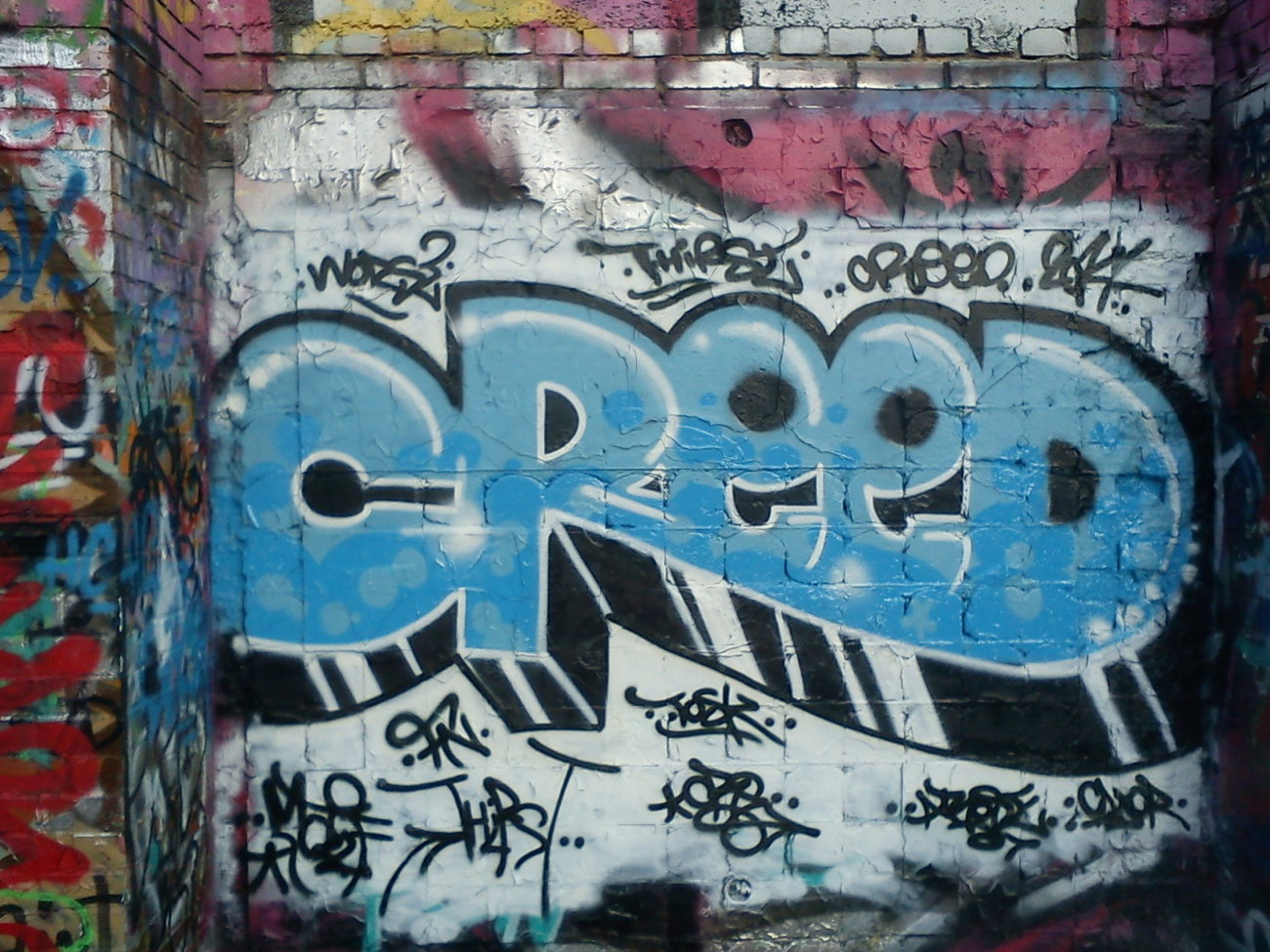 Graffiti Wall - Photo by DerKoeter - creed, braunschweig, legal (2014)