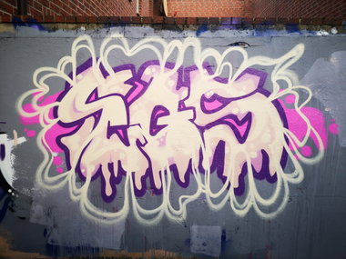 Graffiti Wall - Photo by DerKoeter