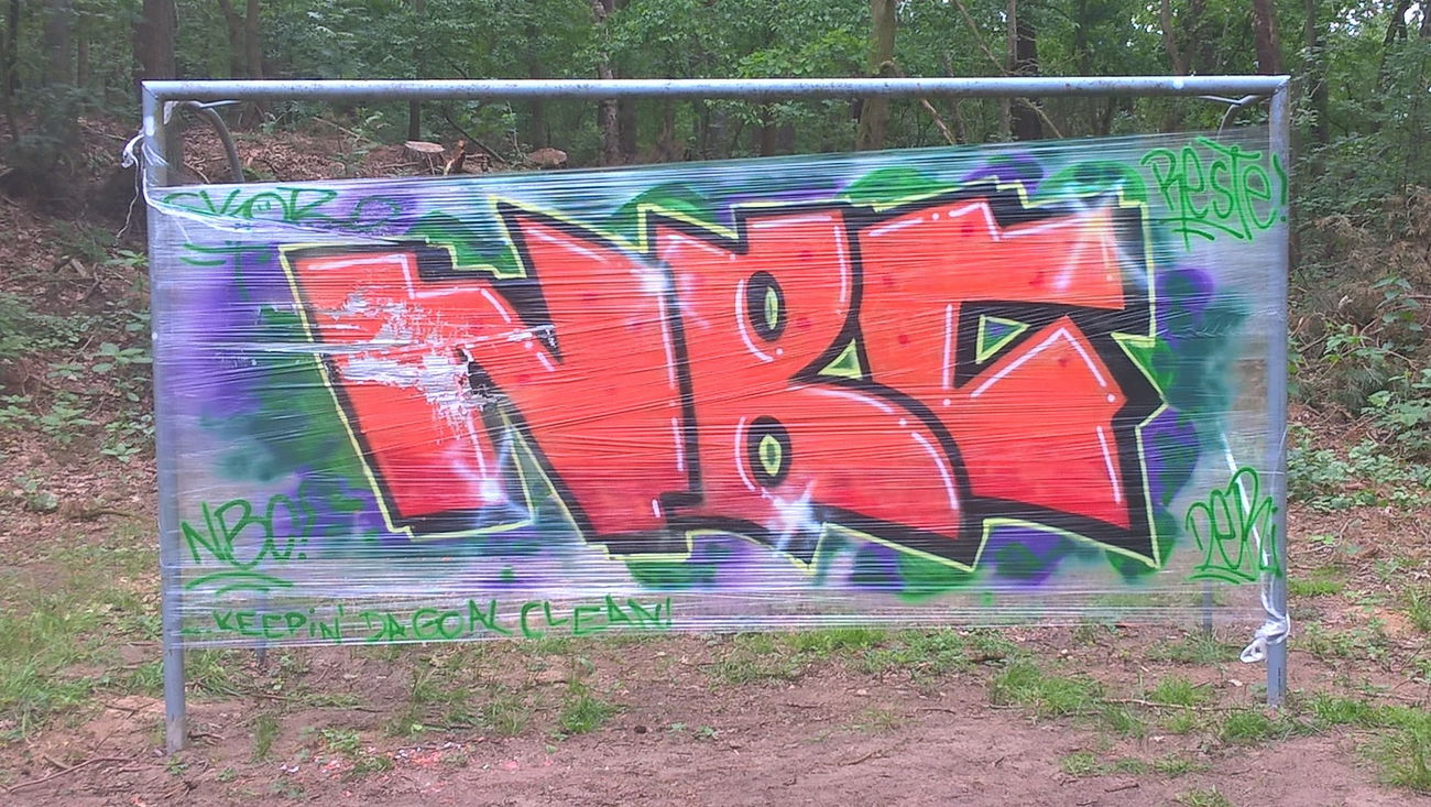 Graffiti Photo by DerKoeter - onc, eqs, nbc (2019)