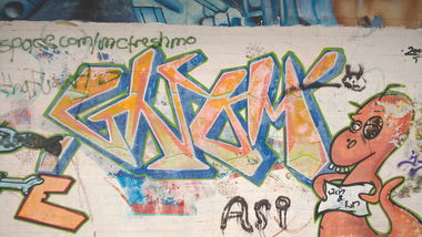 Graffiti Wall - Photo by DerKoeter