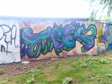 Graffiti Wall - Photo by DerKoeter - legal, magdeburg, moby