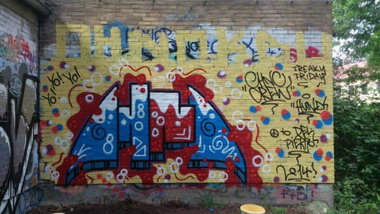Graffiti Wall - Photo by DerKoeter - hund, ciks, ckis (2014)