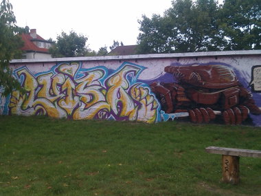 Graffiti Wall - Photo by DerKoeter - luisa, magdeburg