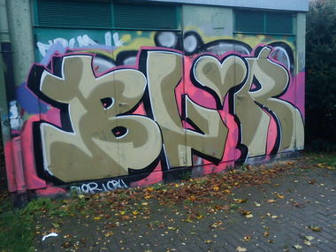 Graffiti Bombing - Photo by DerKoeter - blor, wolfenbüttel