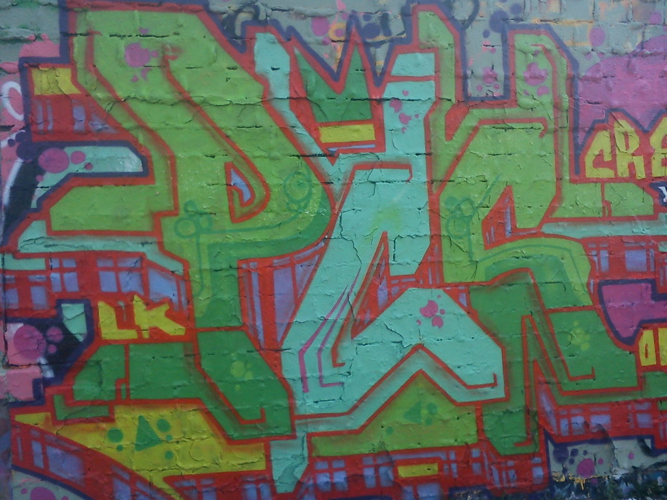 Graffiti Wall - Photo by DerKoeter - pcs, lk, crew