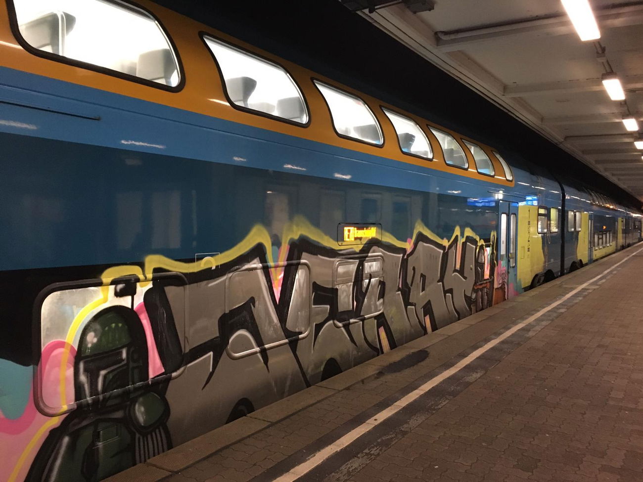 Graffiti Train - Photo by DerKoeter