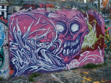 Graffiti Wall - Photo by DerKoeter - monk, pokz, poks