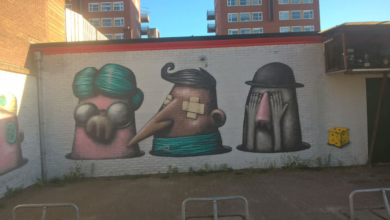 Graffiti Wall - Photo by DerKoeter