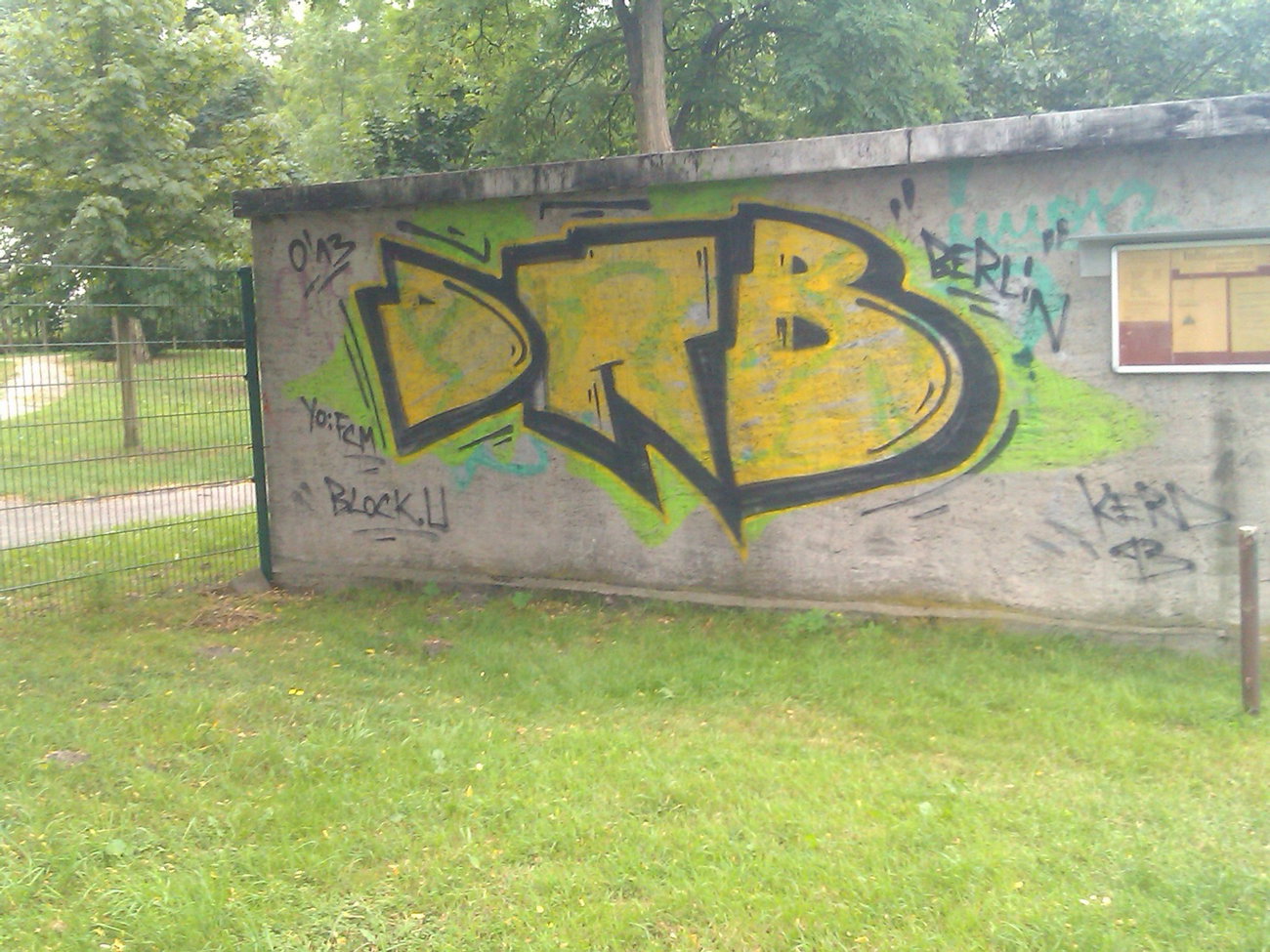 Graffiti Wall - Photo by DerKoeter - dnb, berlin, magdeburg (2013)