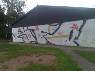 Graffiti Bombing - Photo by DerKoeter - sfo, magdeburg