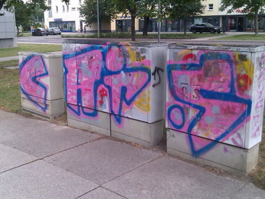 Graffiti Wall - Photo by DerKoeter - cais, 24, 24er