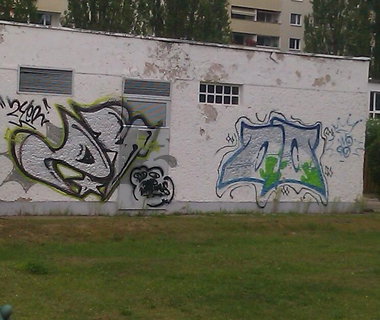 Graffiti Wall - Photo by DerKoeter - oo, ohoh, crew