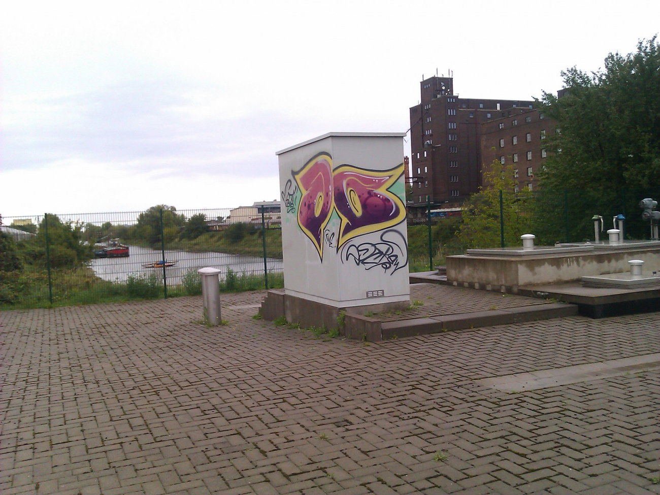 Graffiti Wall - Photo by DerKoeter - oo, ohoh, crew